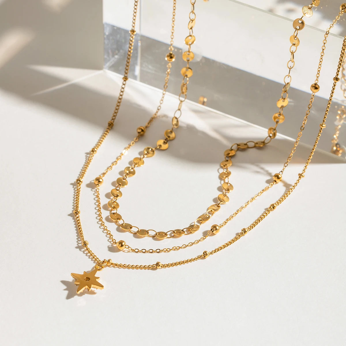 Minimalist 18K Gold Plated Stainless Steel Twists Smooth Face Interlocking Double Layer Necklace Women Attractive Jewelry
