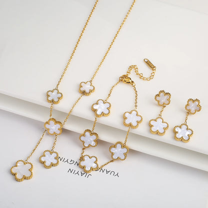 Hot Sale 3Pcs Stainless Steel 18k Gold-Plated Five-Leaf Flower Necklace Earrings Bracelet Jewelry Set For Woman Jewelry Clover
