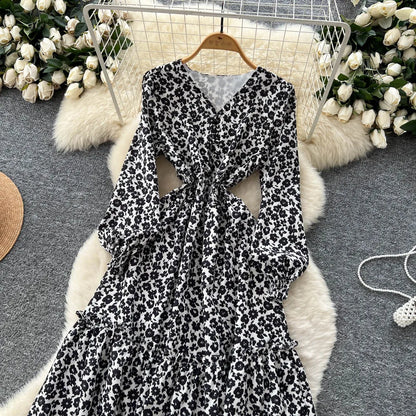 Chic vintage lantern sleeve print long sleeve slim Fairy korean fashion dress women clothing dress