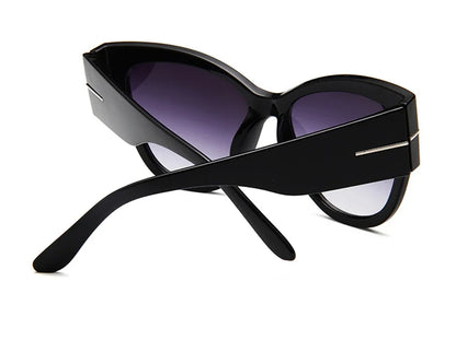 New Brand Sunglasses Women Luxury Designer T Fashion Black Cat Eye Oversized Sunglasses Female Gradient SunGlasses Oculos 2024