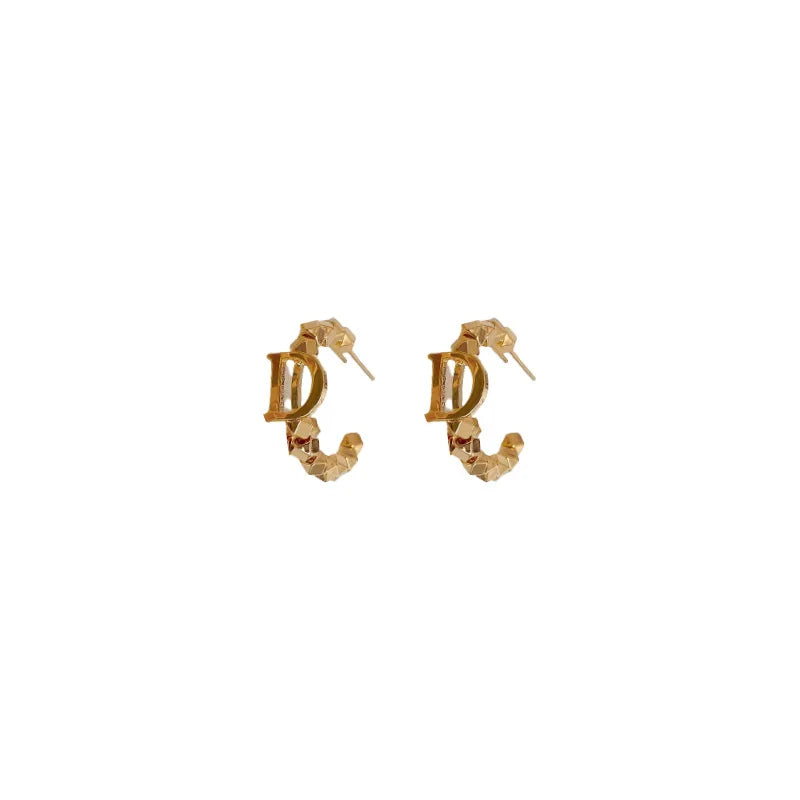 Minar Hip Hop Rock Gold Color Alloy Beads C Shaped Earring for Women Letter Circle Geometric Hoop Earrings Statement Jewellery