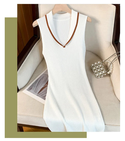 Fashionable knitted V-neck color blocked sleeveless slim fit dress for autumn and winter women's elegant temperament short skirt